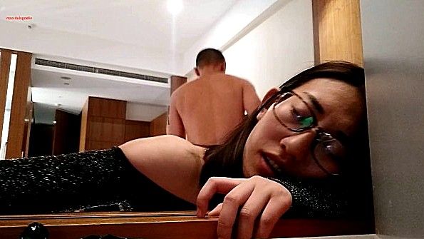 Очкастую азиатку бойфренд неистово выебал видео онлайн HD